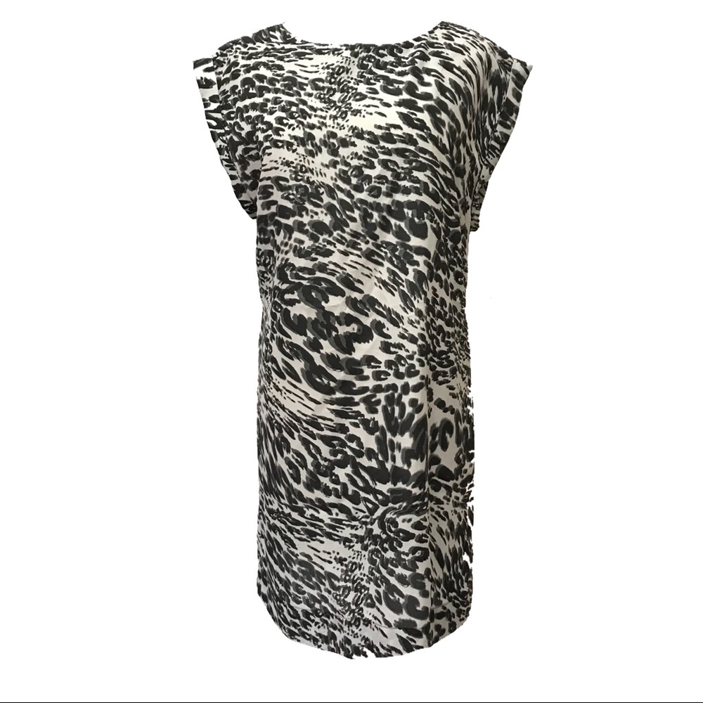 APT 9 Dress Size M Loose Dressy Mini Knee Loose Animal Print